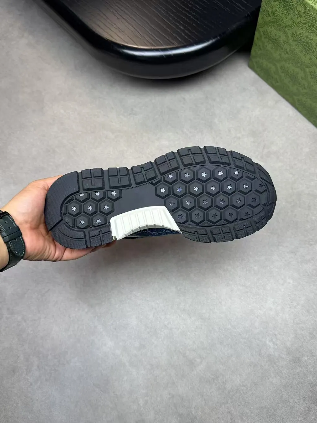 Factory price: 460💰Gucci new men's shoes GUCCI [Lightning] latest shoes are shipped. Original quality, fashionable, made of special materials, sheepskin lining, brand new packaging. The foot feels super comfortable and the workmanship is impeccable. Size: 38-45, Dingyi 45